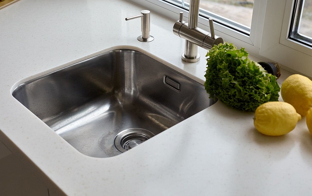 Глянцевая кухня для телеведущей Тутты Ларсен