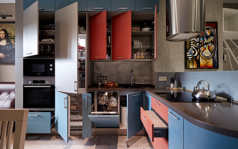 Кухня с барной стойкой