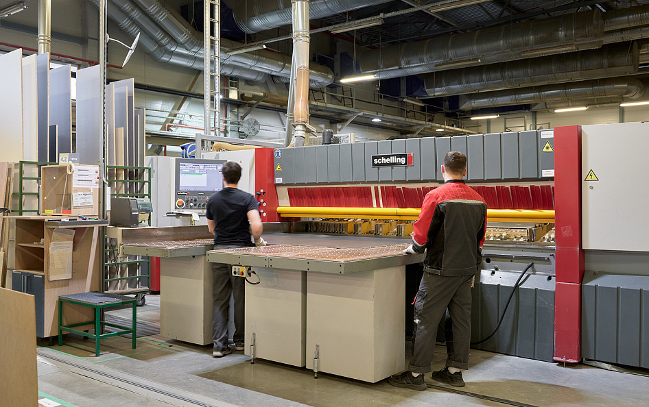 Центр Schelling для высокоточного раскроя плитного материала