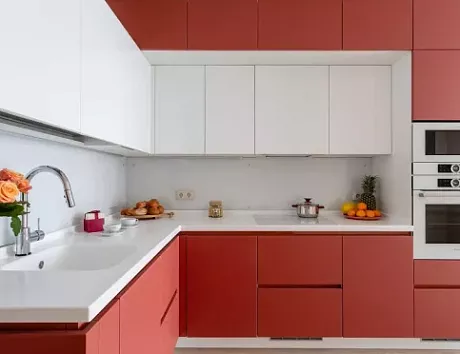 Красная кухня в Южно-Сахалинске