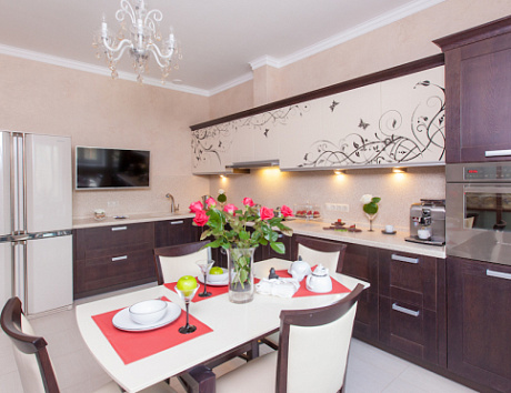 Бежевая кухня в Санкт-Петербурге