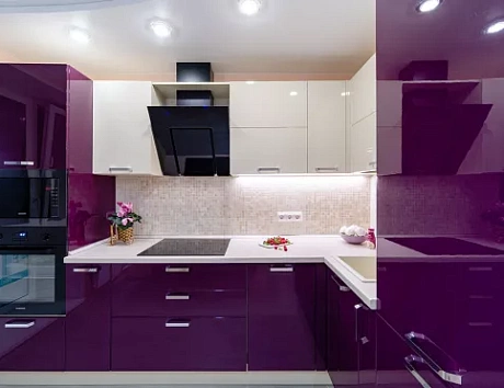 Фиолетовая кухня в Ярославле