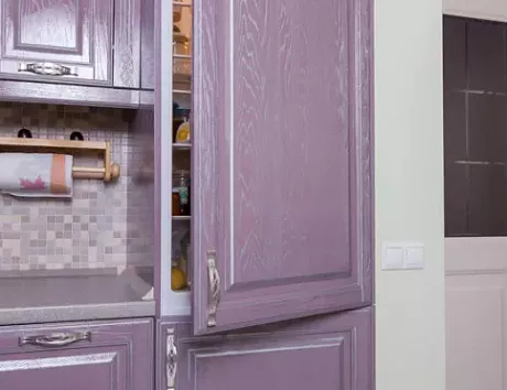 Фиолетовая кухня в Санкт-Петербурге