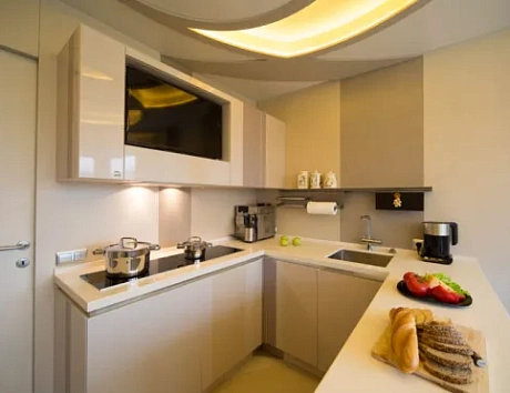 Глянцевая кухня в Ростове-на-Дону