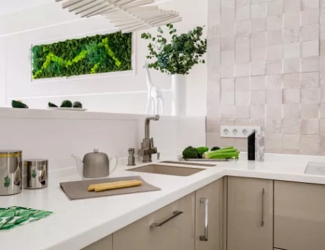 Глянцевая кухня в Казани