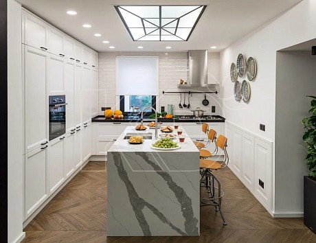 Фасады из массива ясеня для кухни