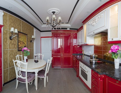 Красная кухня в Ростове-на-Дону