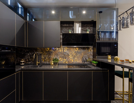 Темная кухня в Ростове-на-Дону