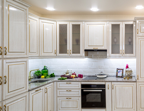 Бежевая кухня в Мурманске