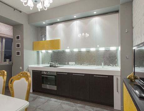 Коричневая кухня в Чите