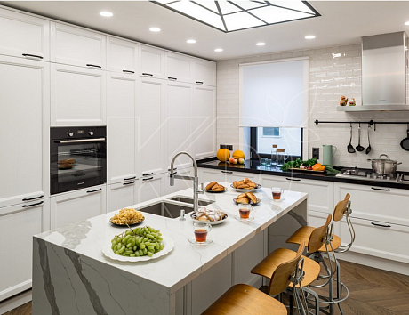 Фасады из массива ясеня для кухни