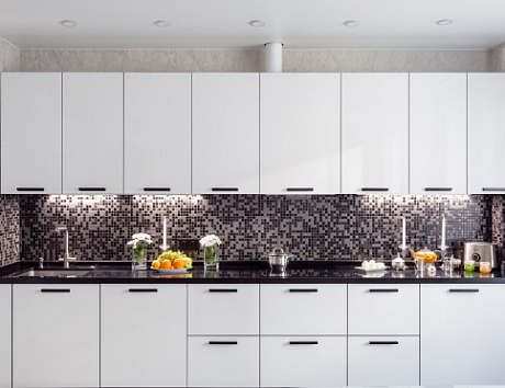 Современные светлые кухни