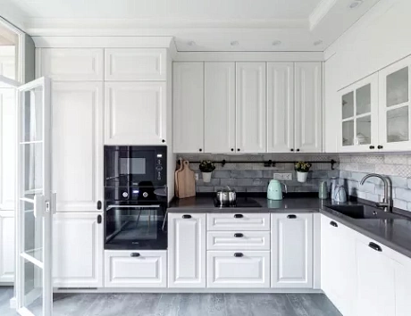 Белая кухня в Кирове