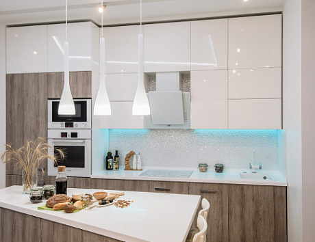 Белая кухня в Кирове